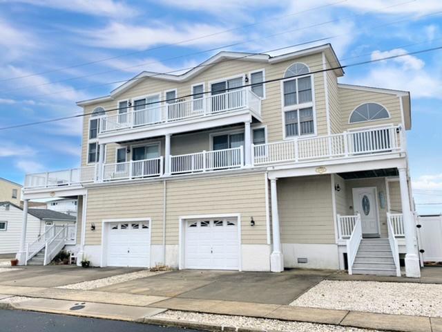 Long & Foster Vacation Rentals-7101 Central Avenue West-image-1