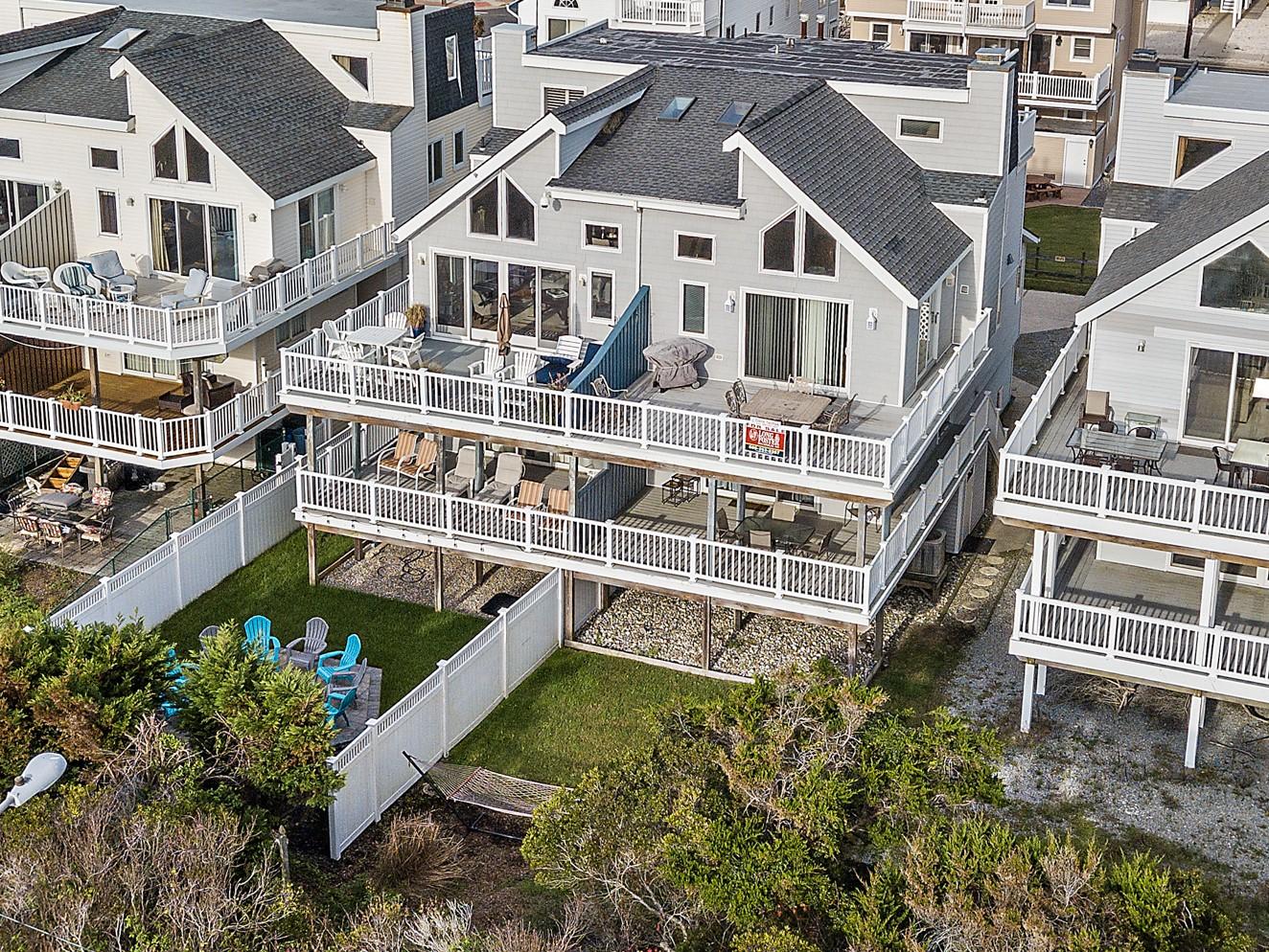 Long & Foster Vacation Rentals-3010 Marine Place North-image-1