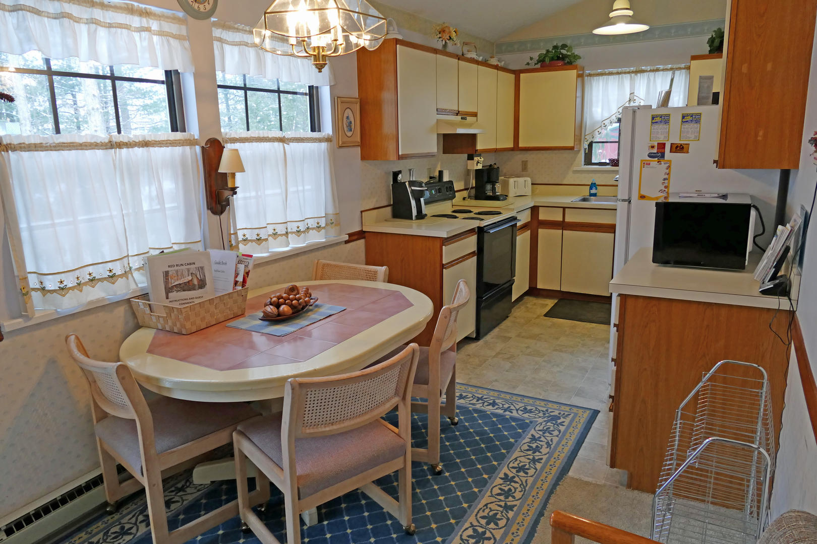 Dining Table to kitchen