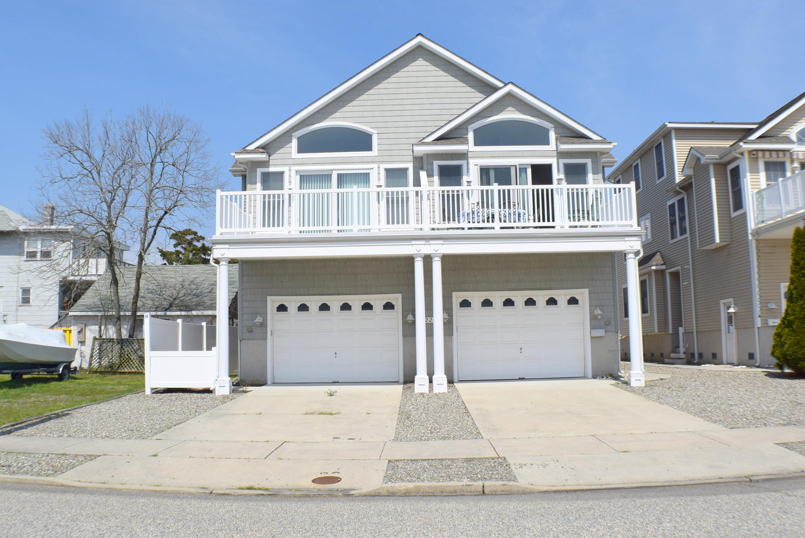Long & Foster Vacation Rentals-221 45th Street East-image-1