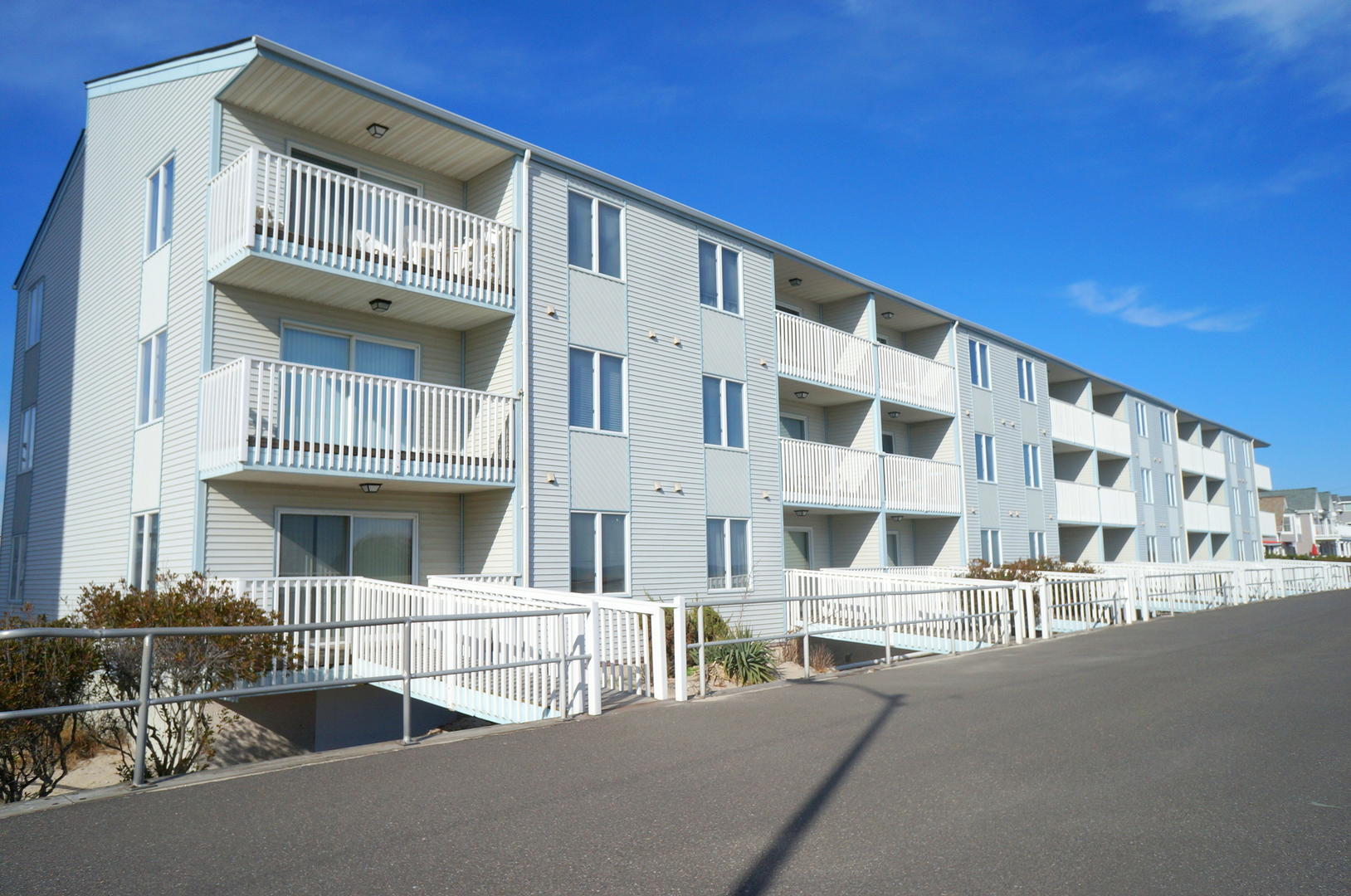 Long & Foster Vacation Rentals-3400 Promenade  2B-image-1