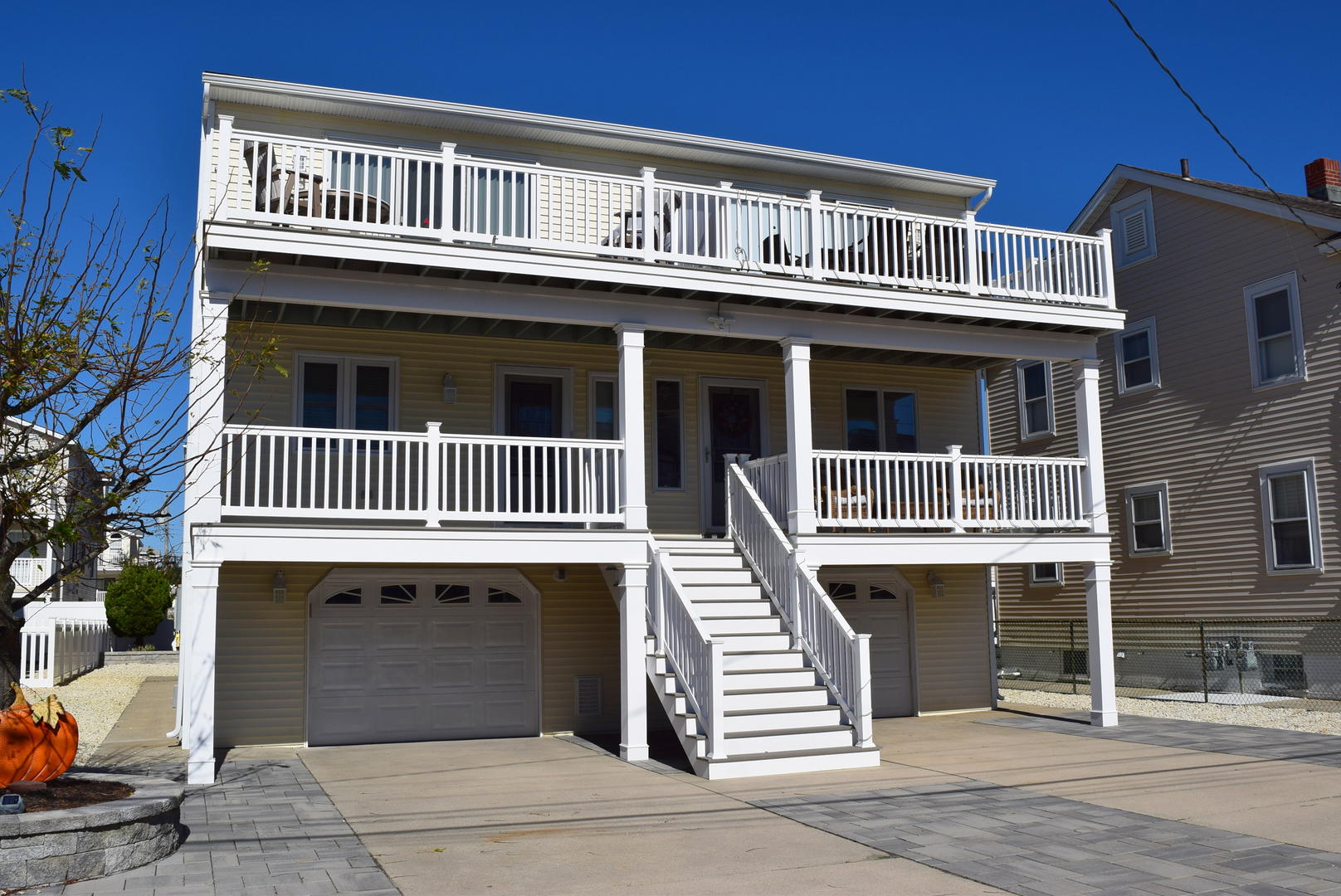 Long & Foster Vacation Rentals-113 82nd Street West-image-1
