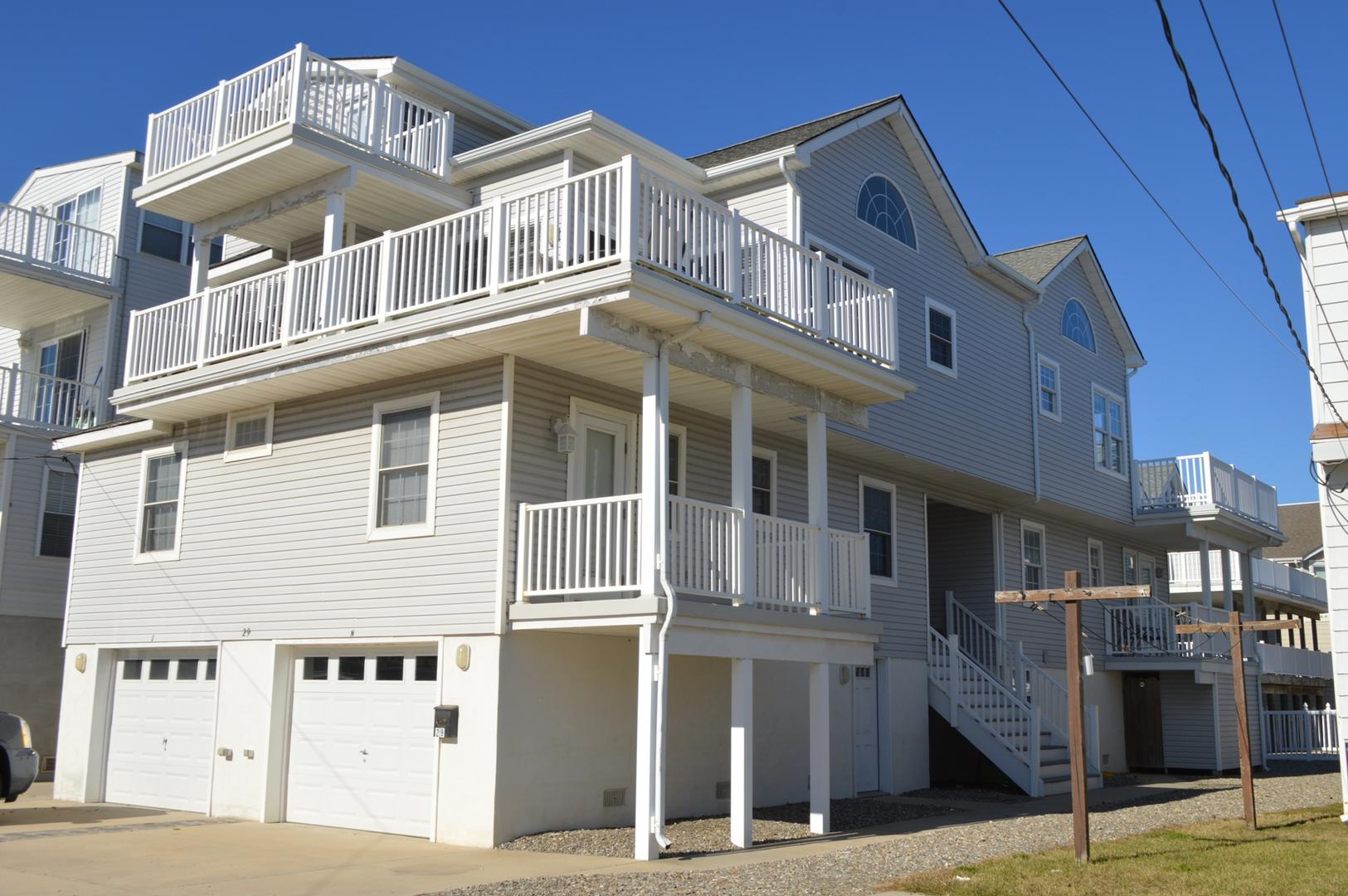 Long & Foster Vacation Rentals-29 29th Street South-image-1