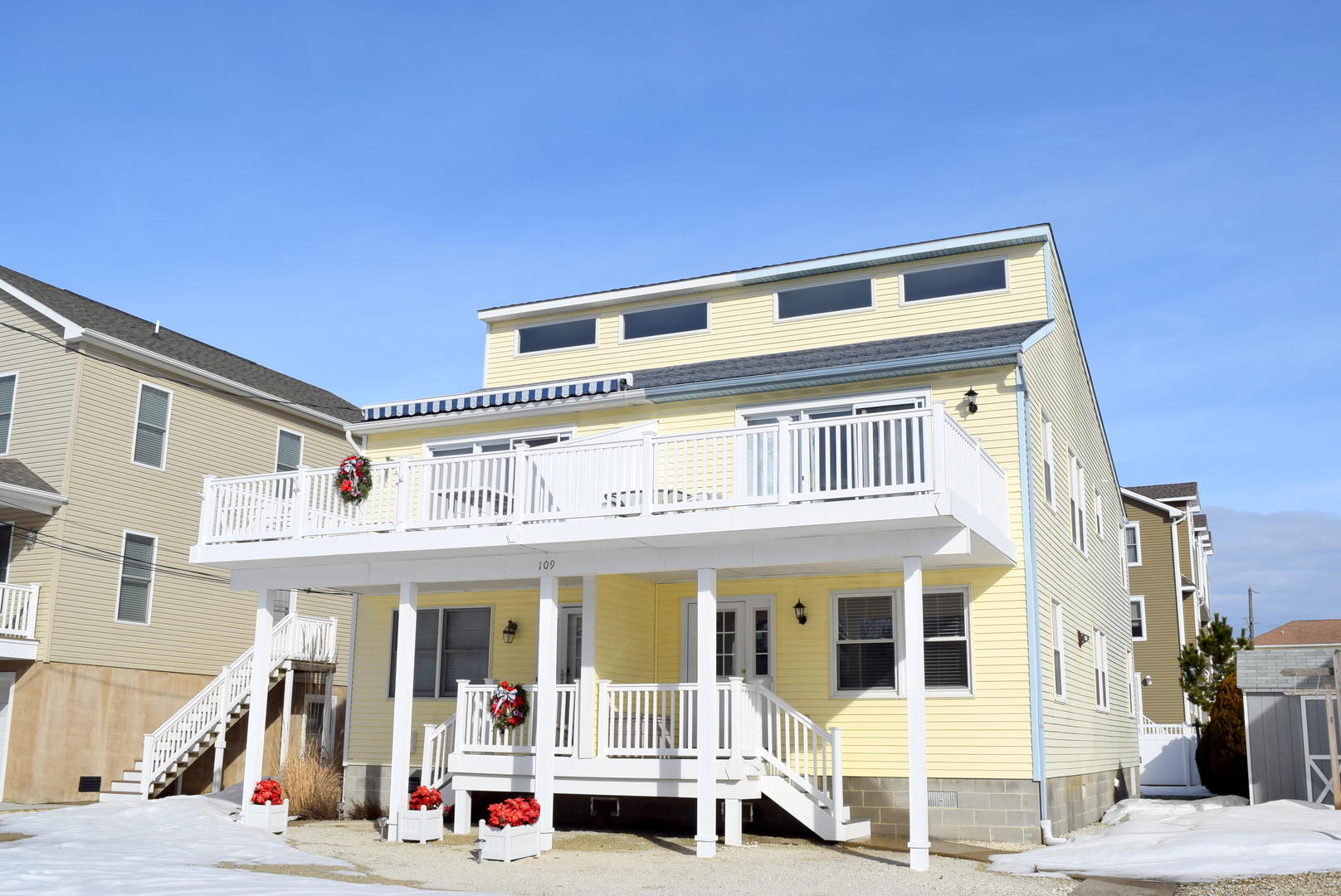 Long & Foster Vacation Rentals-109 66th Street East-image-1