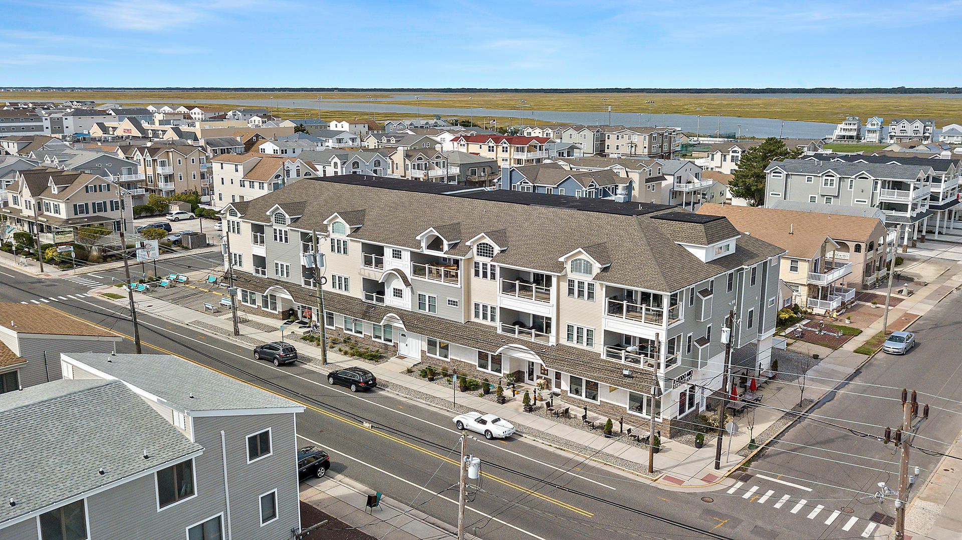 5904 Landis Avenue #303 | Sea Isle City, NJ | Long & Foster