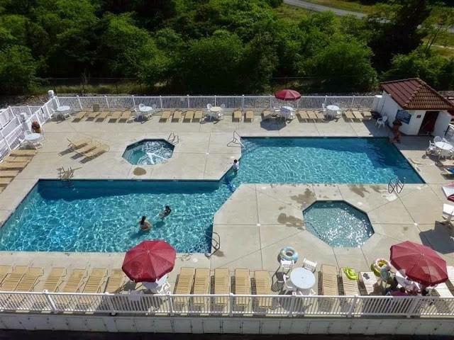 Long & Foster Vacation Rentals-300 E. Raleigh Ave, #601-image-1