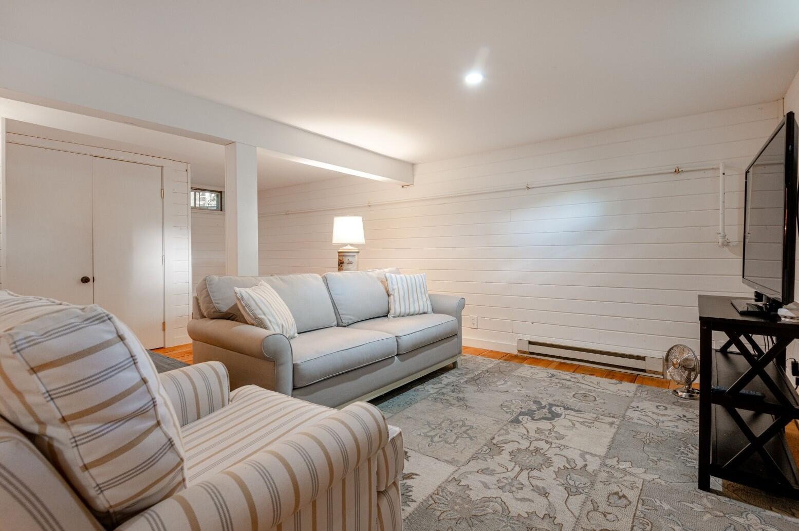 56 Meadow View Drive — photo 18