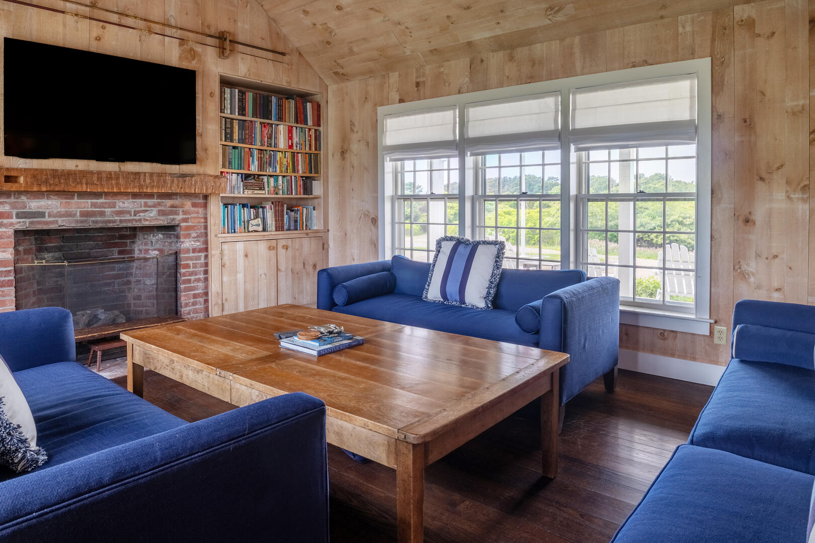 21 Road House & Cottage Nantucket MA 02554 Atlantic East