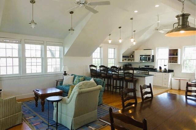 5A Pawguvet Lane