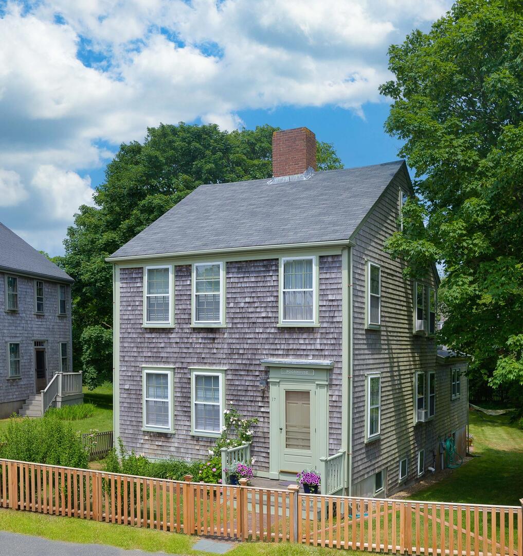 17 Mill Street