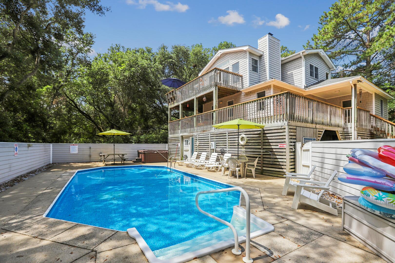 Leeward Inn