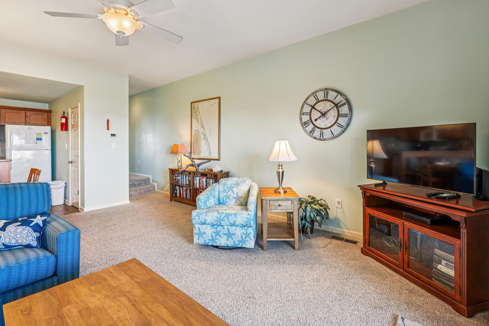 Crystal Shores - Photo 6