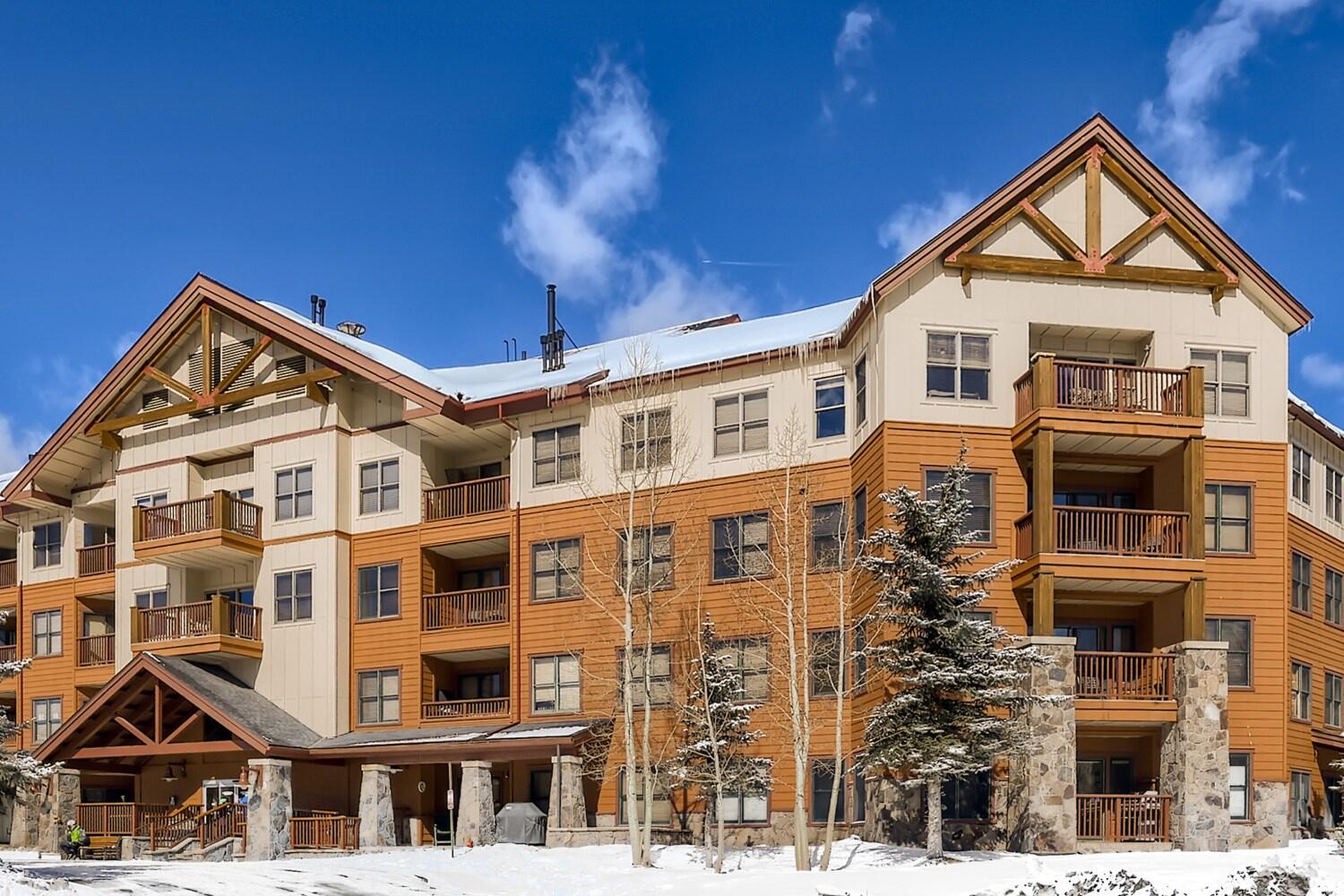 Copper Springs Exterior