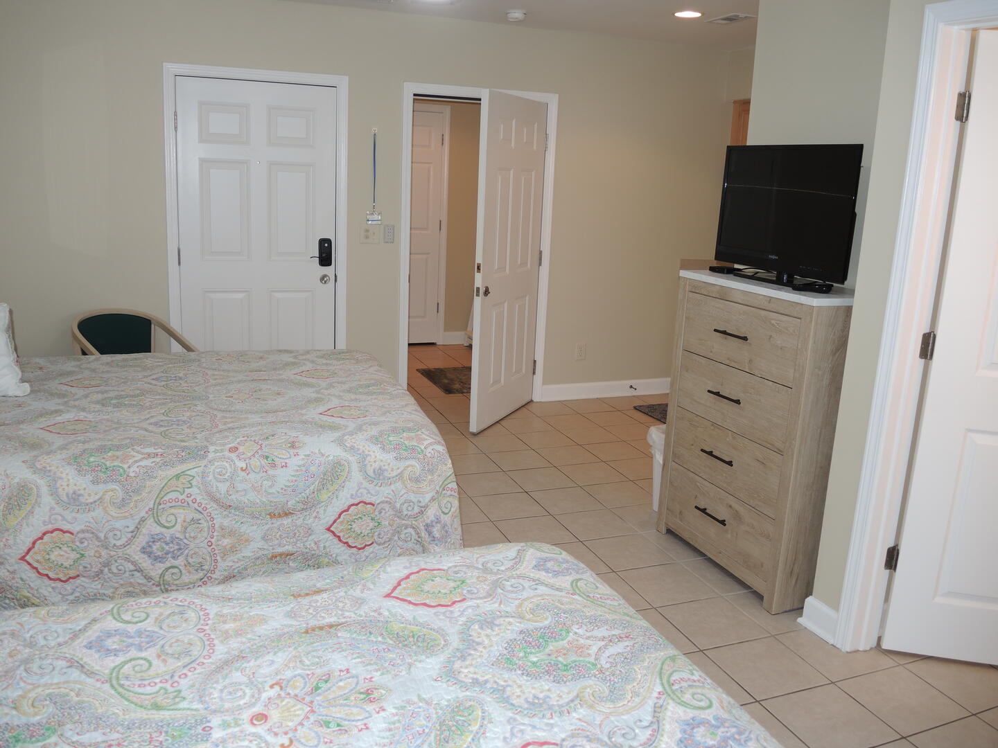 Brunswick Plantation Resort and Golf Villas in the Heart of NC Seafood Country(2303L)