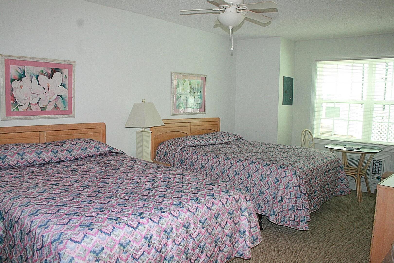 Brunswick Plantation Resort and Golf Villas in the Heart of NC Seafood Country(501L)
