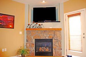 Living Room TV and Fireplace
