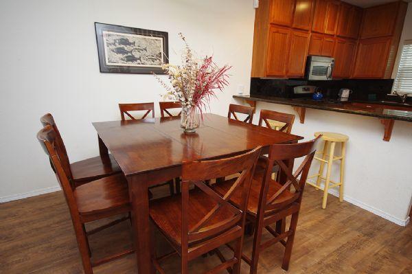 Dining Room Table and Breakfast Bar 