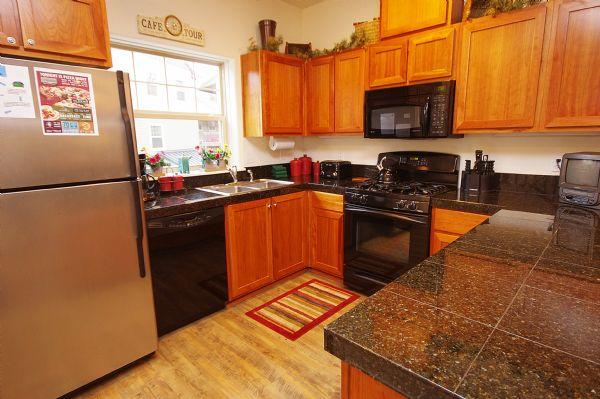 Dining Room Table & Breakfast Bar