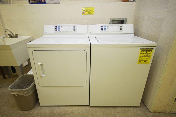 Washer & Dryer in Heated Garage (Soap Provided)