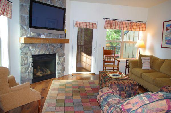 Living Room with Gas Fireplace