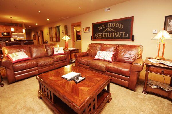 Living Room Seating 