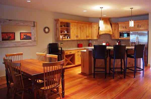 Dining Room with Breakfast Bar