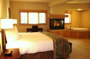 Master Suite with Gas Fireplace & Jacuzzi Tub (King Bed)