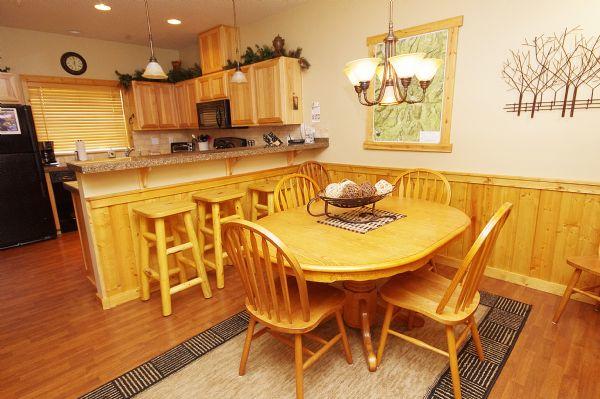 Dining Room and Breakfast Bar