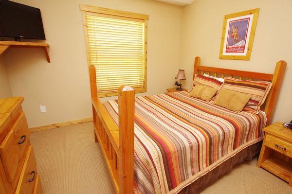 Guest Bedroom with Queen Bed