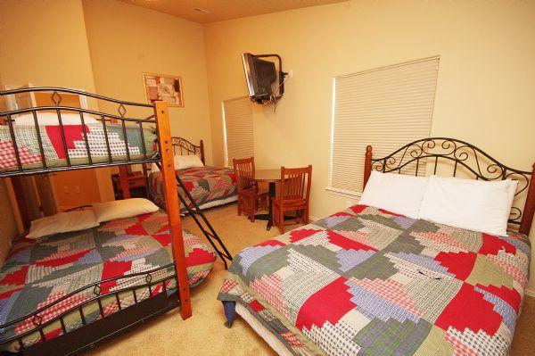 Guest Bedroom (2 Double Beds and Bunk Bed) With Tv