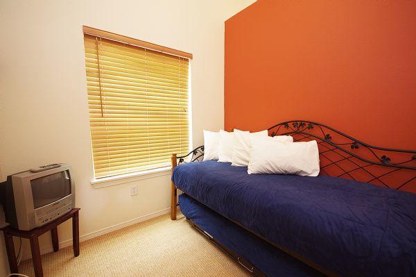 Private Den with Twin Bed and Twin Trundle