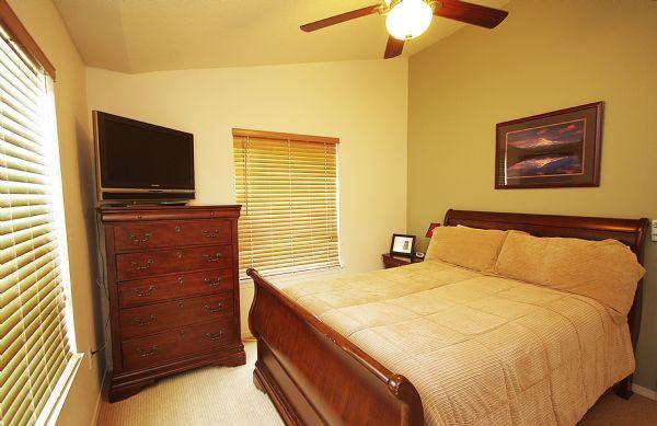 Guest Bedroom (Guest Bedroom)