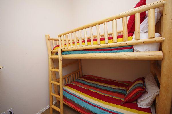 Bunk Bed in Private Den