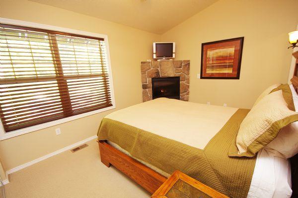 Master Bedroom Tv and Gas Fireplace