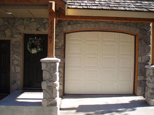 Front Entrance (87967 E Alpenglow Lane) 