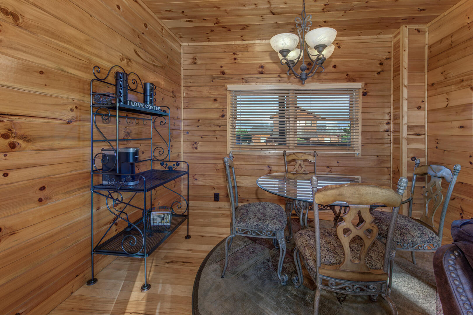 As Good As It Gets | Photo 50