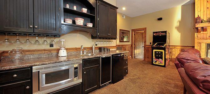 Wet Bar - Theater Room