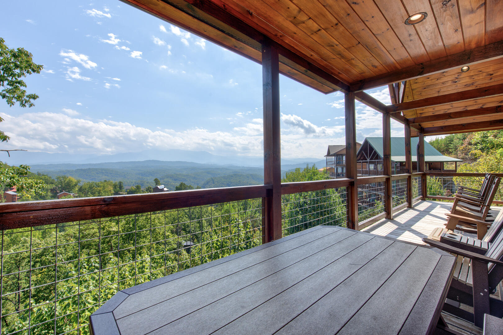Majestic View | Photo 27