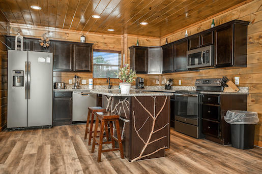 Bear Paws Up | Photo 9