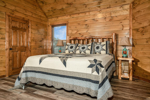 Bear Paws Up | Photo 16