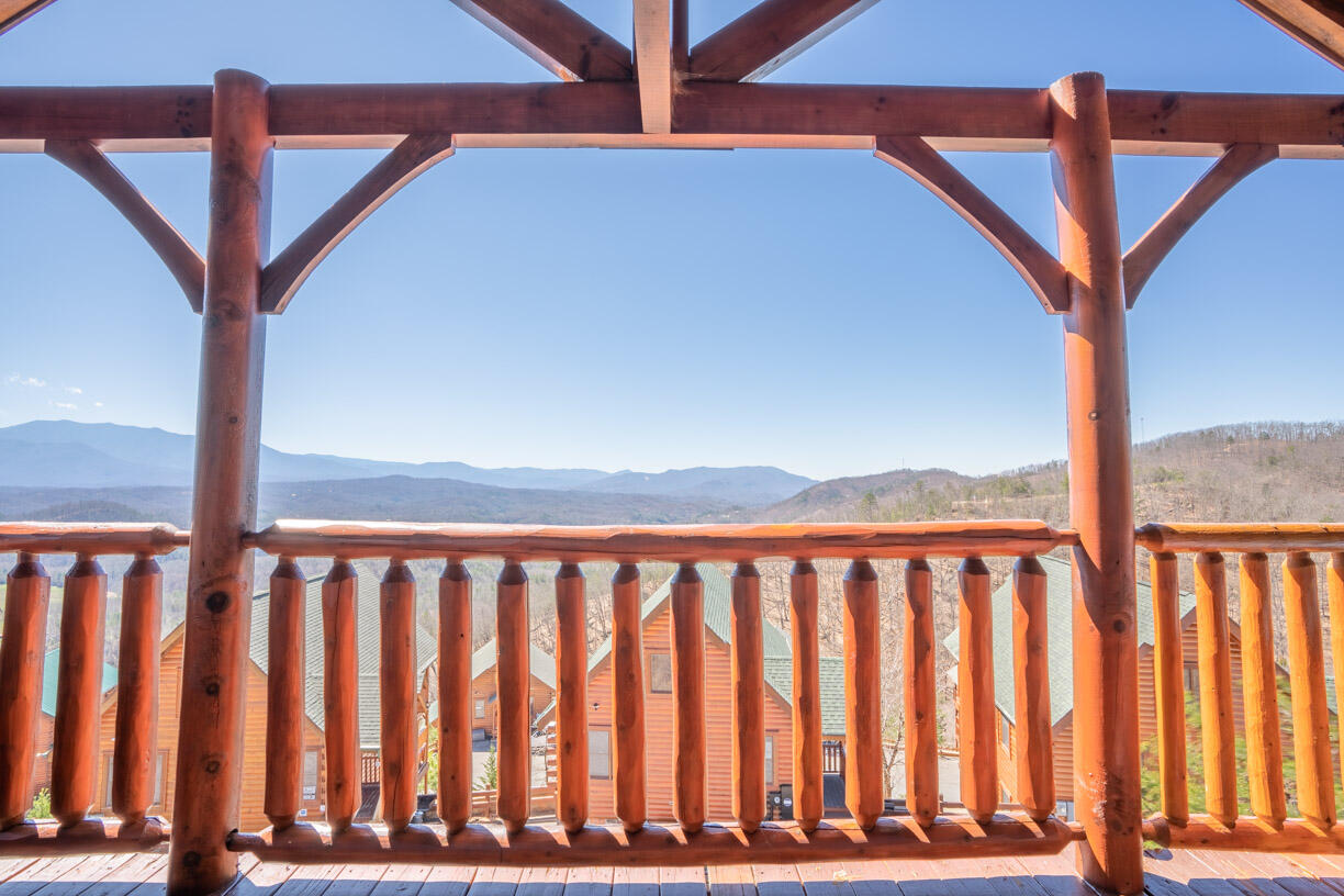 Top of the World | Photo 38