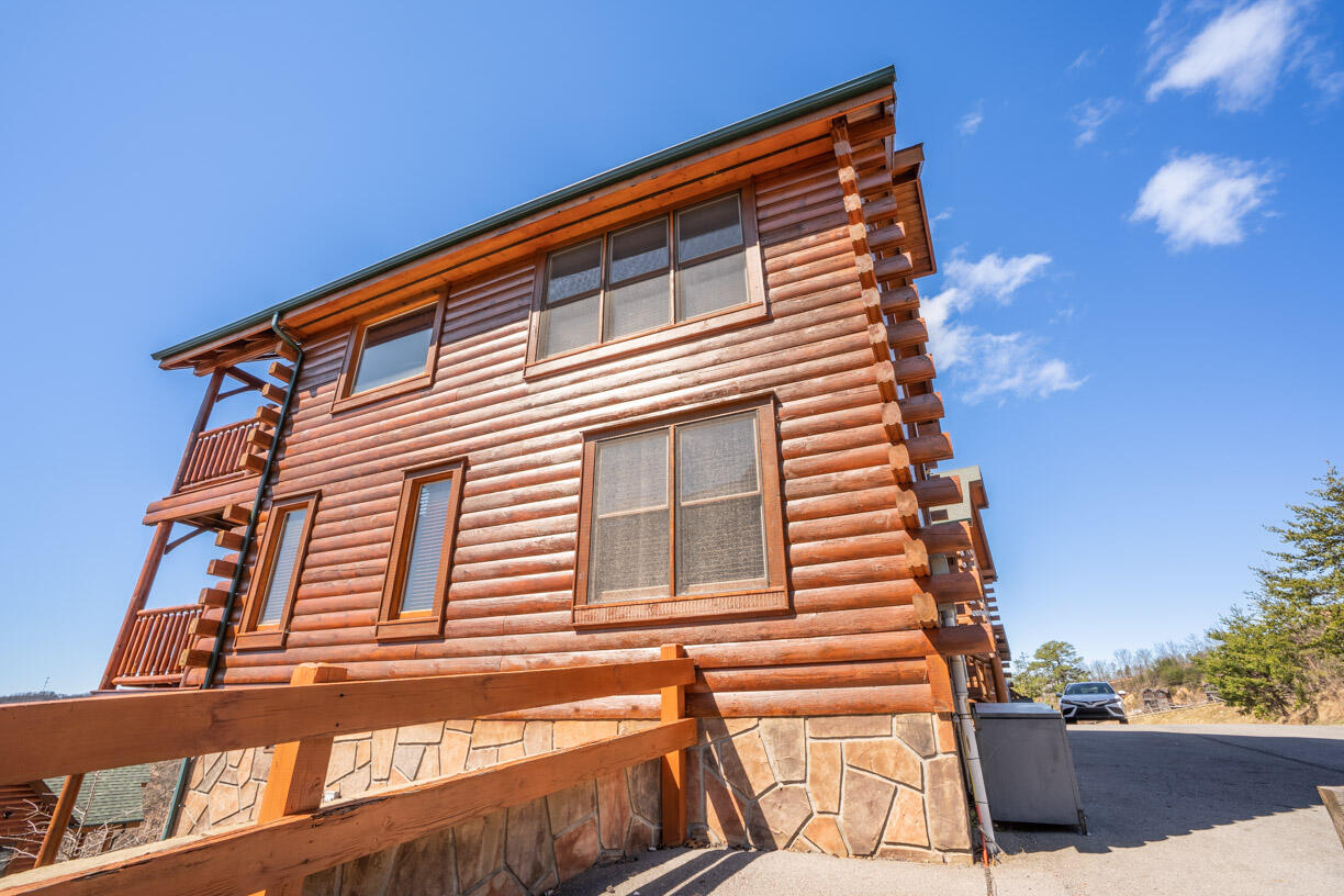 Top of the World | Photo 47