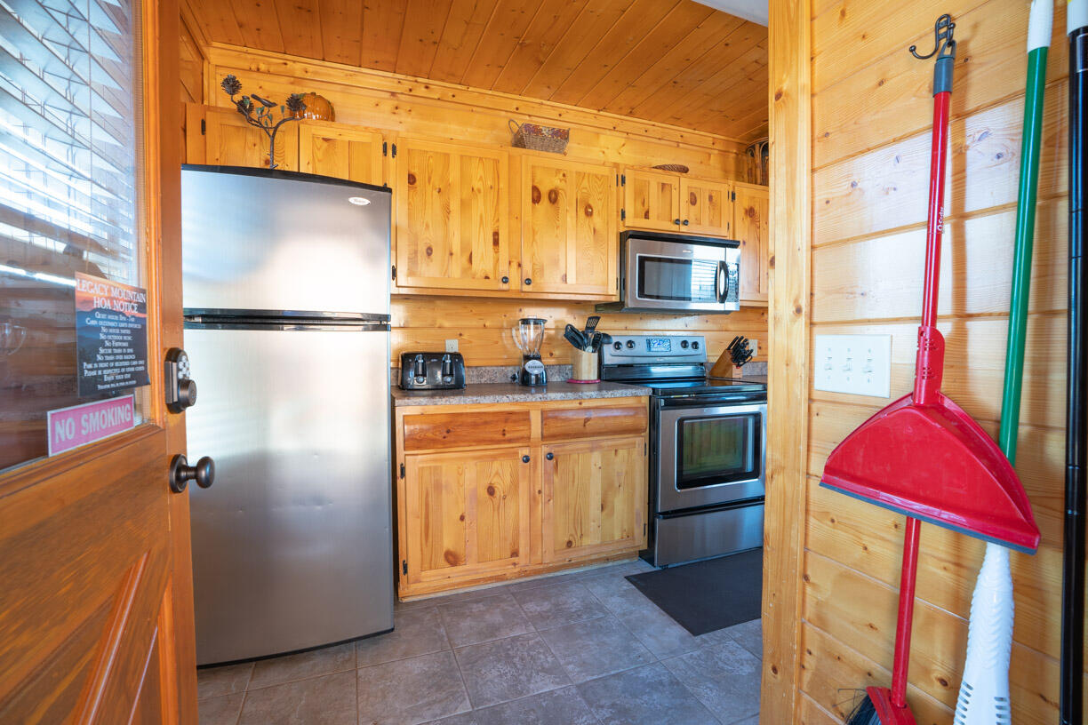 Top of the World | Photo 5