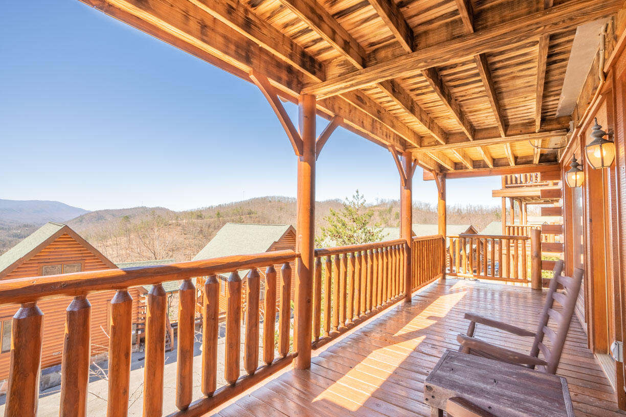 Top of the World | Photo 43