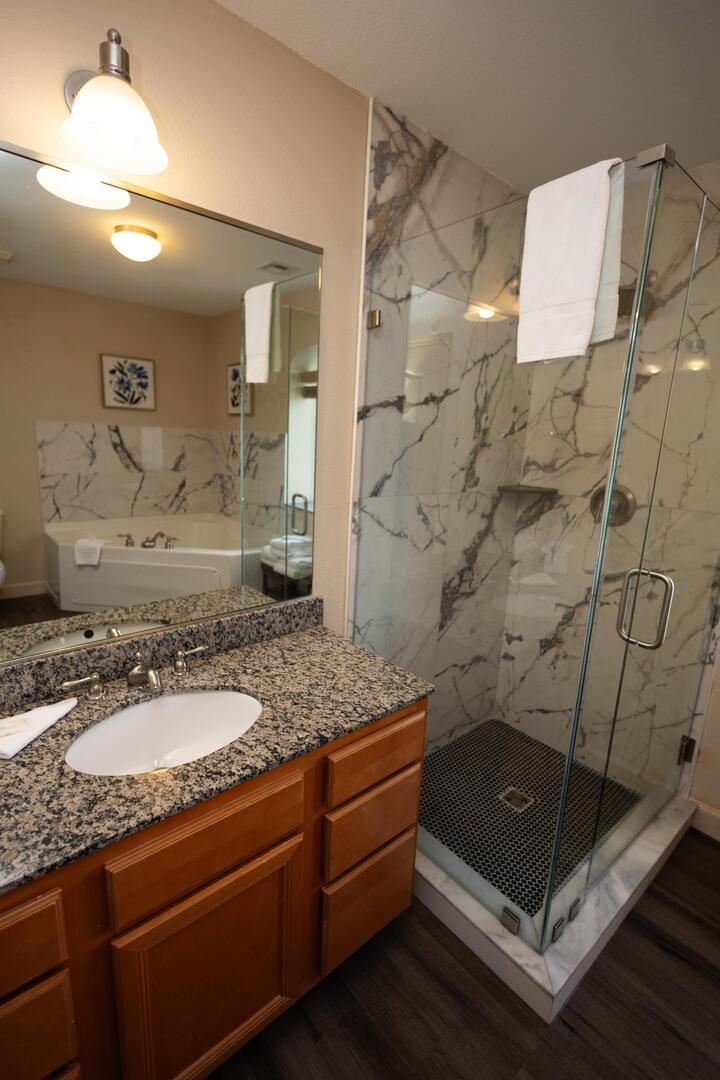 Mountain View Condo 1501 | Photo 4