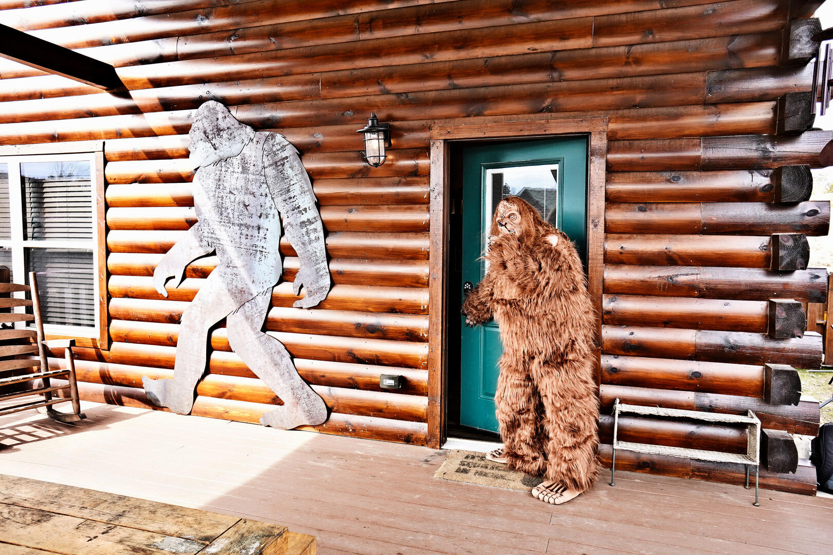 Sasquatch Inn | Photo 255