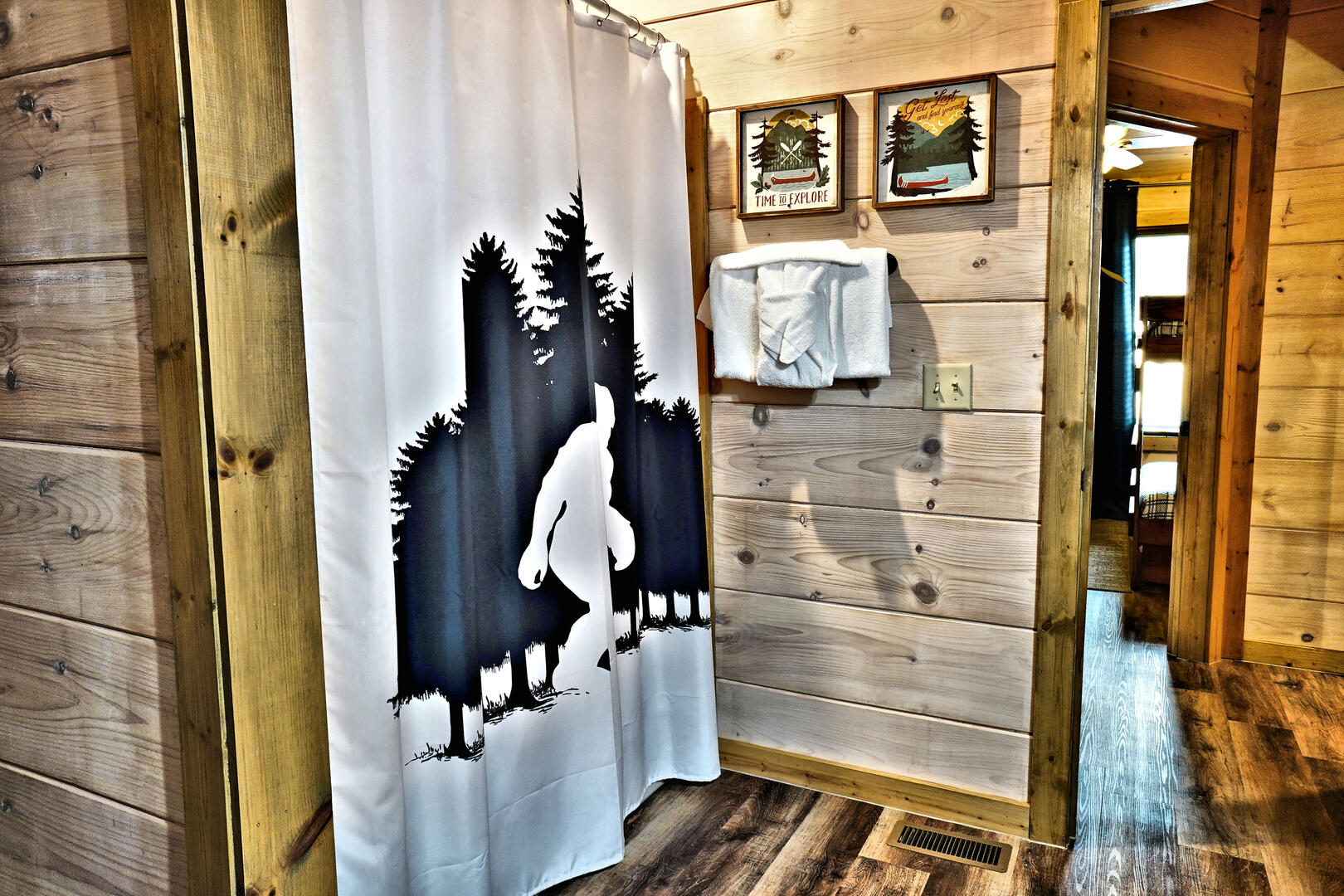 Sasquatch Inn | Photo 90