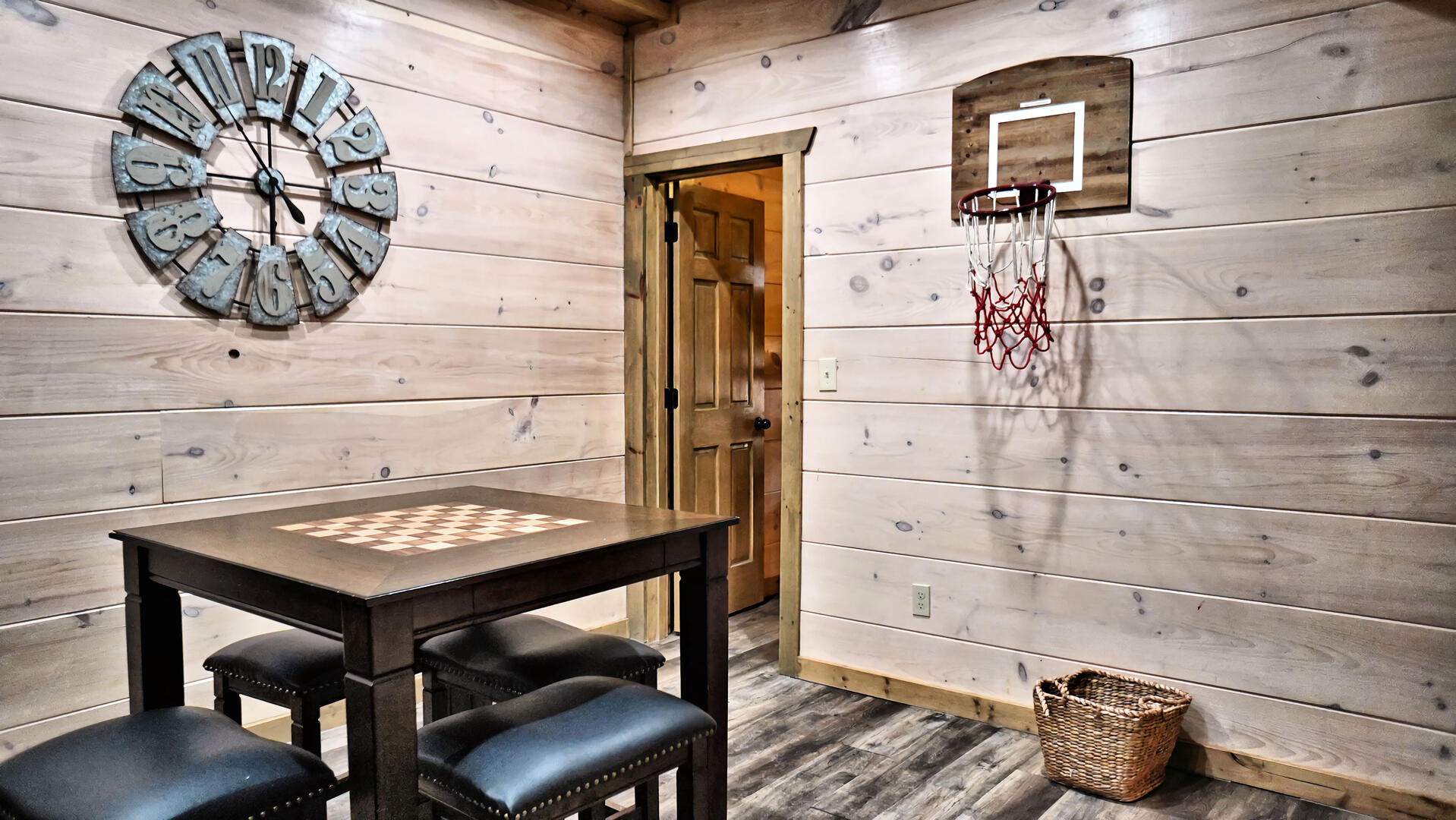 Suite Retreat | Photo 40