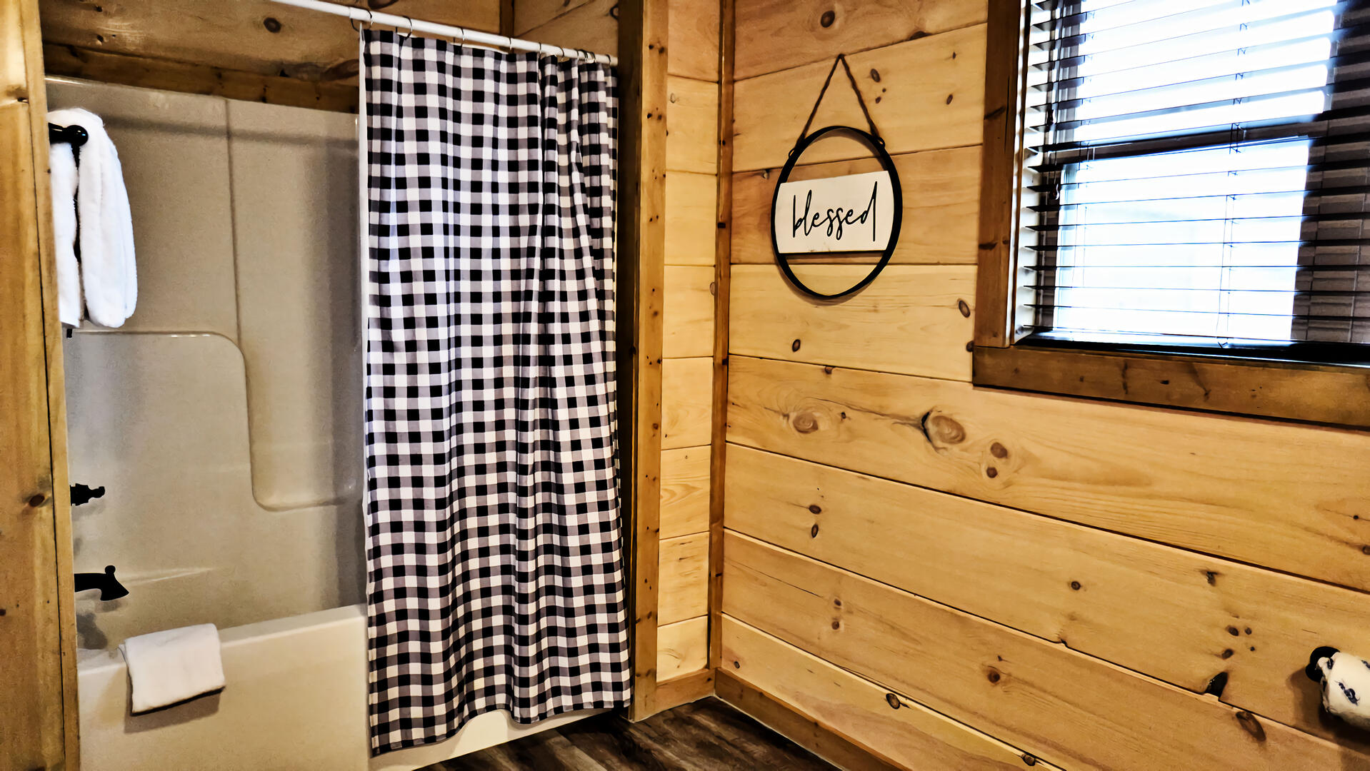 Suite Retreat | Photo 230