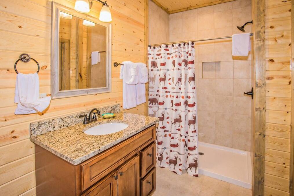 All Bear Paws | Photo 80